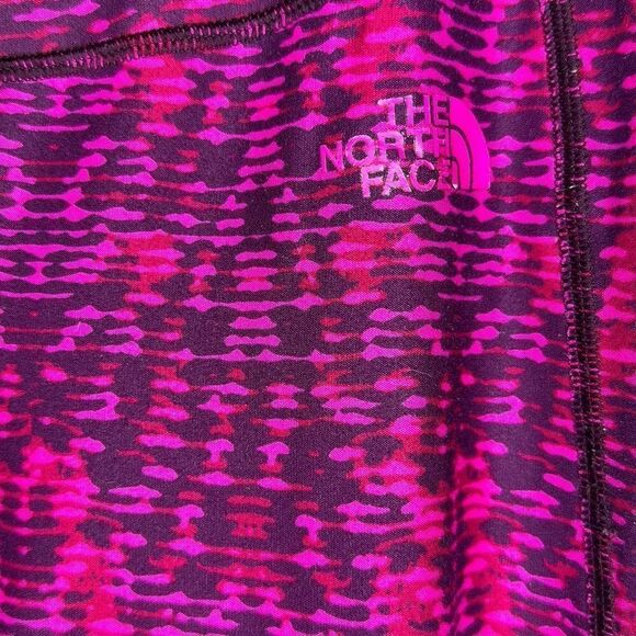 The North Face Pink/Purple Camo Print Stretch Athletic Yoga Pants Women's P/S. - Picture 3 of 5